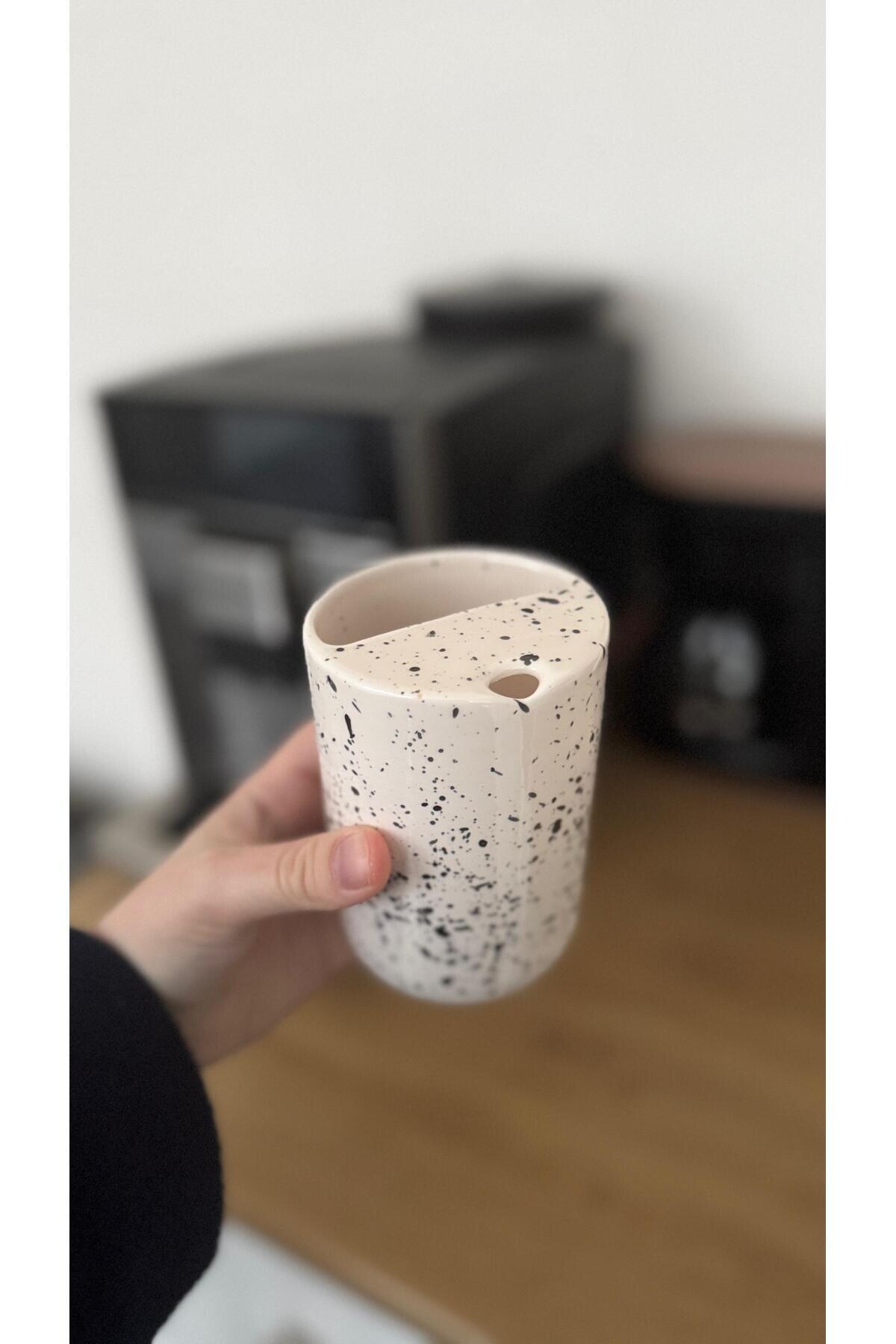 El Yapımı Seramik Seyahat Kupası — Dalmaçya, görsel 2